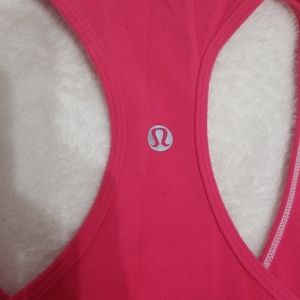 Lululemon tank
